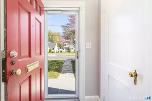 73 Layton St, West Hartford, CT 06110 - Photo 2