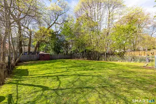 73 Layton St, West Hartford, CT 06110 - Photo 34