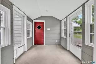 13 Jackson St, Avon, CT 06001 - Photo 16