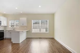 2 Beacon Square, Fairfield, CT 06825 - Photo 10
