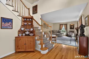 15 Farm Brook Ct, Hamden, CT 06514 - Photo 4