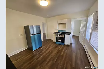 27 Botsford Street #1st Floor, Meriden, CT 06451 - Photo 6
