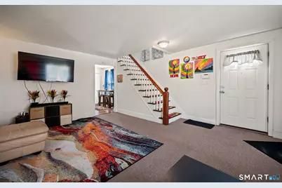 3 Flower Street, Middletown, CT 06457 - Photo 2