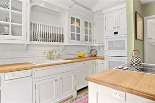 162 Regents Pk, Westport, CT 06880 - Photo 10