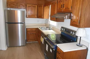 279 Wedgewood Dr, Naugatuck, CT 06770 - Photo 2