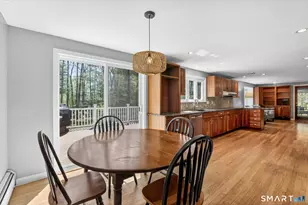 22 Fox Den Rd, Simsbury, CT 06092 - Photo 8