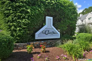 70 Country Pl, Shelton, CT 06484 - Photo 2
