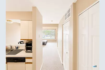 1690 Dixwell Avenue #5, Hamden, CT 06514 - Photo 2
