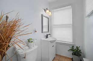 133 E Eaton St, Bridgeport, CT 06604 - Photo 26