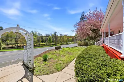 82 West Street, Simsbury, CT 06070 - Photo 24