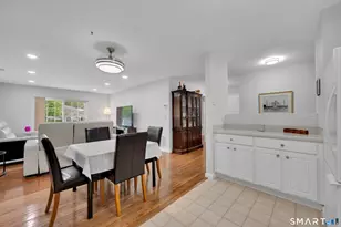 9 Henley Way, West Hartford, CT 06117 - Photo 6