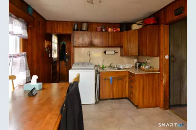 22 Church Street, Seymour, CT 06483 - Photo 12
