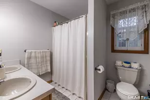 91 Ford St, Ansonia, CT 06401 - Photo 22