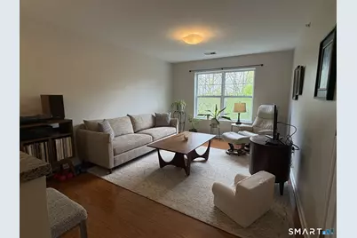 26 Schoolhouse Drive #405, West Hartford, CT 06110 - Photo 6