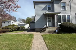 59 Baldwin Ave, Waterbury, CT 06706 - Photo 2