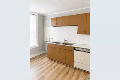 29 Clairmont Avenue #1, Waterbury, CT 06708 - Photo 1