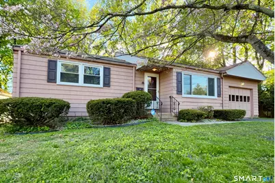27 West Street, Cromwell, CT 06416 - Photo 2