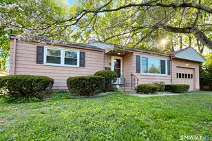 27 West St, Cromwell, CT 06416 - Photo 2