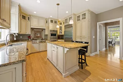 12 Copper Beech Drive, Middletown, CT 06457 - Photo 4