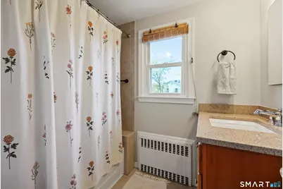 51 Oakdale Street, Wethersfield, CT 06109 - Photo 16