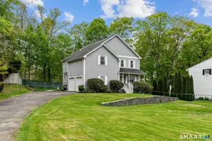 45 Maybrook Rd, Waterbury, CT 06708 - Photo 2