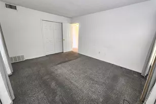 15 Woodsedge Dr, Newington, CT 06111 - Photo 20