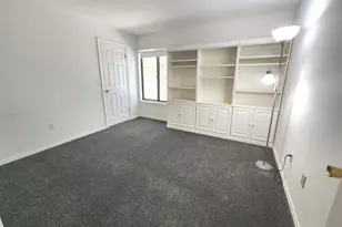 15 Woodsedge Dr, Newington, CT 06111 - Photo 18