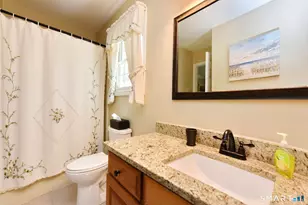 31 N Maple St, East Hampton, CT 06424 - Photo 30
