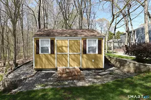 31 N Maple St, East Hampton, CT 06424 - Photo 36