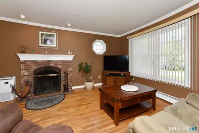 31 North Maple Street, East Hampton, CT 06424 - Photo 4