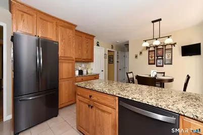 31 North Maple Street, East Hampton, CT 06424 - Photo 10