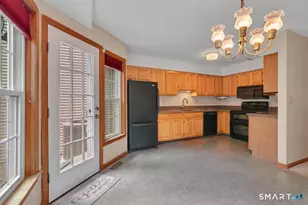 380 Hitchcock Rd, Waterbury, CT 06705 - Photo 12