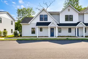 138 Boston Post Rd, East Lyme, CT 06333 - Photo 1