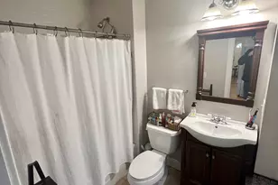 30 Thorpe St, Fairfield, CT 06824 - Photo 10