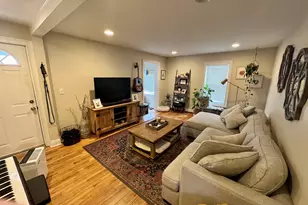 30 Thorpe St, Fairfield, CT 06824 - Photo 2