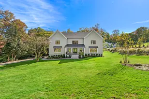 31 Gray Farms Rd, Stamford, CT 06905 - Photo 2