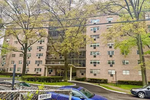 25 Cartright St, Bridgeport, CT 06604 - Photo 1