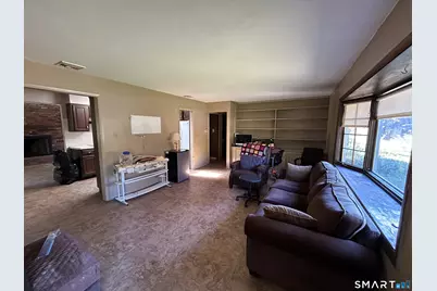 28 Goebel Road, Hamden, CT 06514 - Photo 2