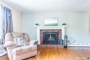 61 Cedarwood Dr, New Britain, CT 06052 - Photo 6