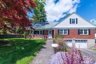 61 Cedarwood Dr, New Britain, CT 06052 - Photo 1