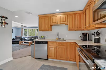 61 Cedar Street, Newington, CT 06111 - Photo 22