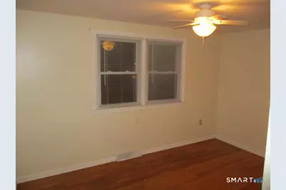 25 Mettler Street #1st, Woodbridge, CT 06525 - Photo 8