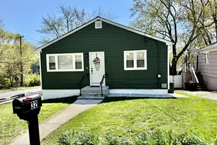 32 Ogden St, West Haven, CT 06516 - Photo 1