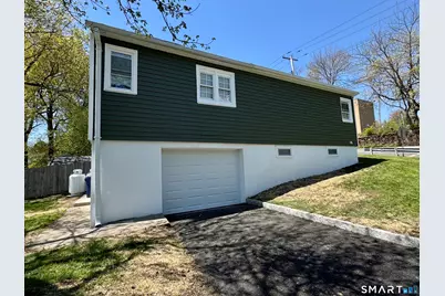 32 Ogden Street, West Haven, CT 06516 - Photo 2