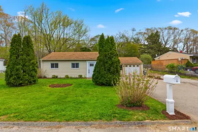 1 Meadow Lark Lane, Stonington, CT 06378 - Photo 2