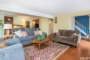 3 Jay Ct, Avon, CT 06001 - Photo 4