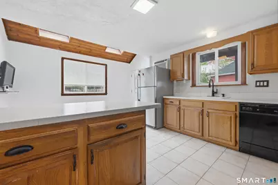 112 Howe Avenue, Shelton, CT 06484 - Photo 14