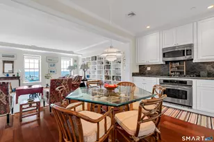 8 Stonington Commons, Stonington, CT 06378 - Photo 10