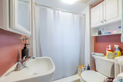 192 Knickerbocker Avenue, Stamford, CT 06907 - Photo 26