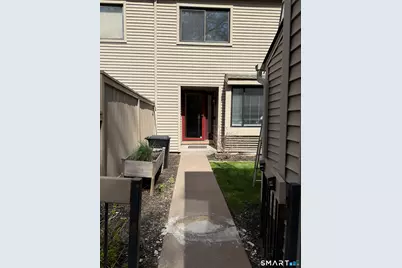 132 Farmington Chase Crescent #132, Farmington, CT 06032 - Photo 2